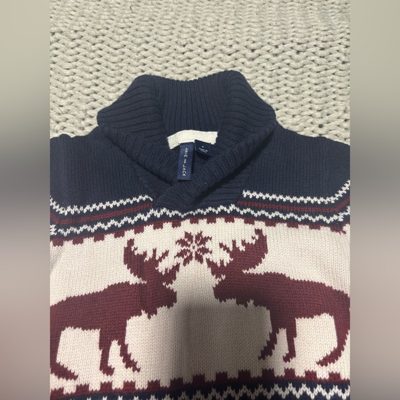 Festive Navy and Cream Sweater - Picture 2 of 3